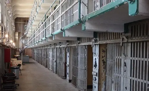 C&aacute;rcel pixabay