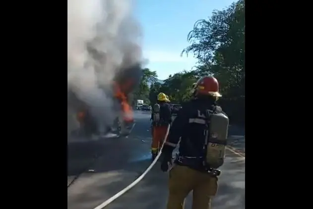 Incendiado en San Miguel