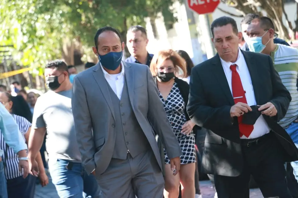 Ad&aacute;n Perdomo en tribunal