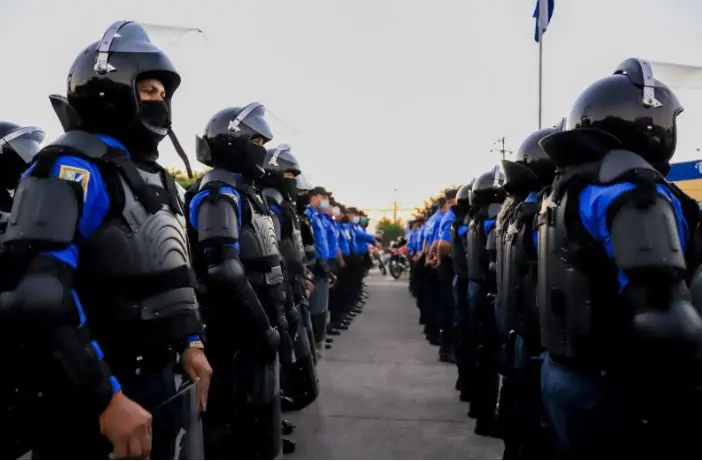 M&aacute;s de cien agentes del CAM