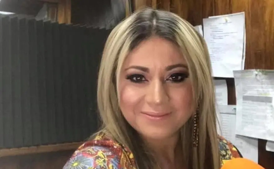 Karina Mandiz&aacute;bal