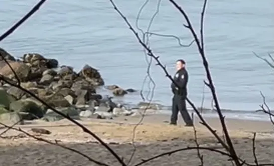 Oficiales en Canad&aacute;