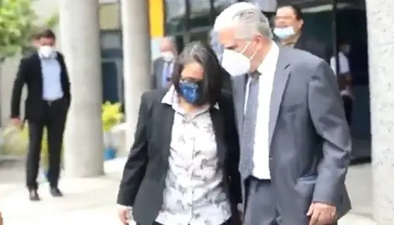 Regina Ca&ntilde;as en los Juzgados 