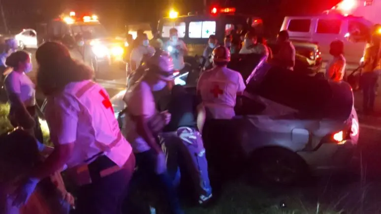 Diez heridos en el Integraci&oacute;n