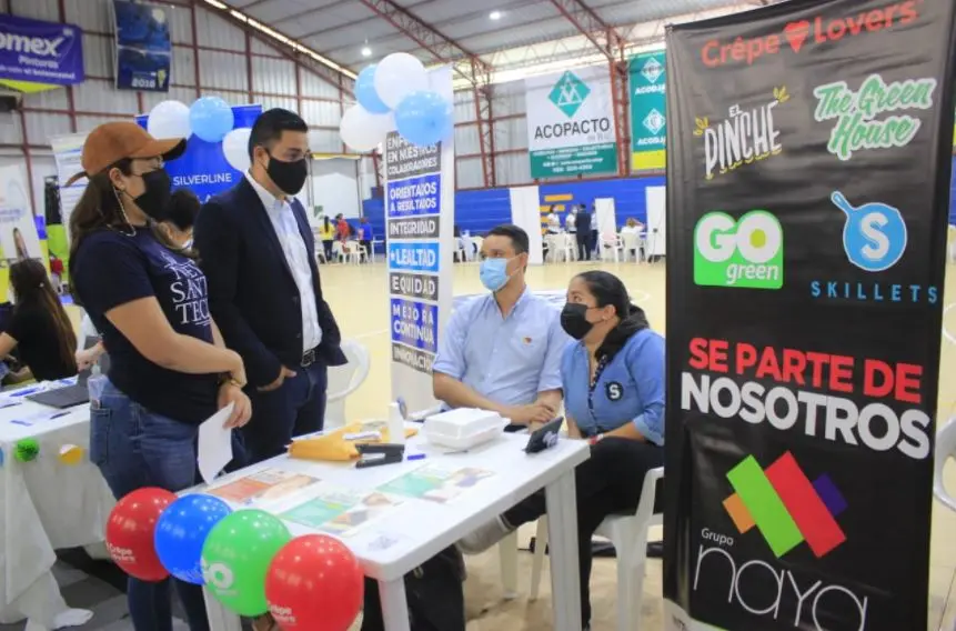 Segunda feria del empleo en Santa Tecla