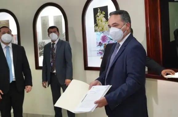 Notificaci&oacute;n contra Quijano