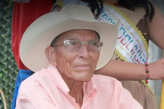 Hombre de 80 a&ntilde;os