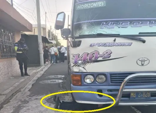 Peat&oacute;n arrollado en Ilopango