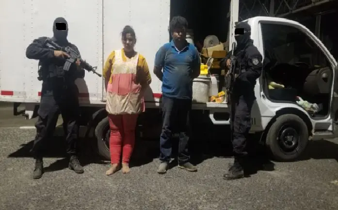 Sedaron a vigilante para hurtar cami&oacute;n