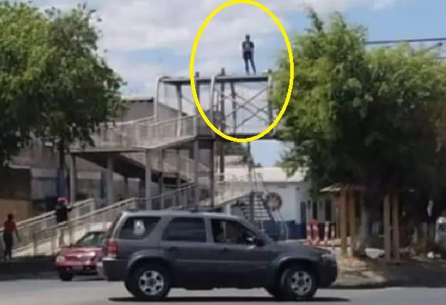 Se intent&oacute; suicidar