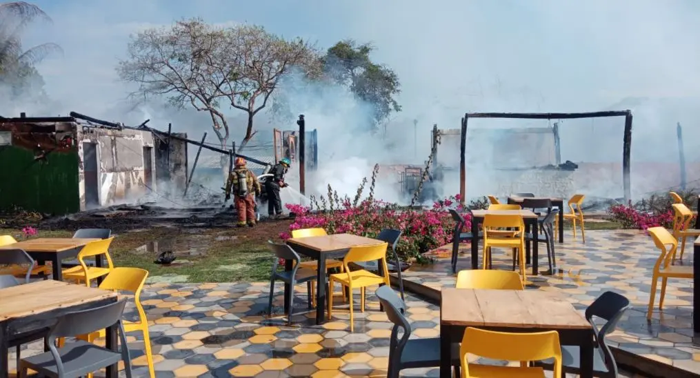 Restaurante en Plaza Sunset