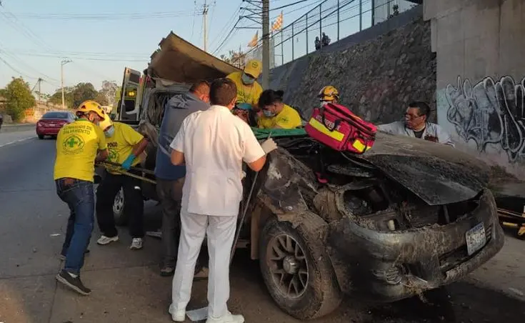 Tres empledos de la ruta 109