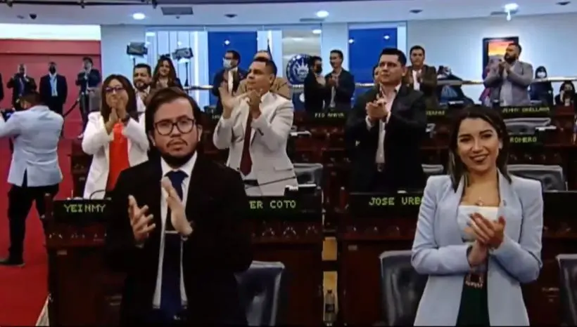 Aprueban r&eacute;gimen de excepci&oacute;n por 30 d&iacute;as m&aacute;s