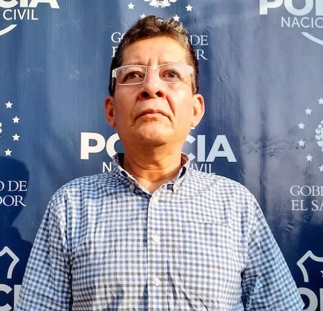 Ren&eacute; Am&iacute;lcar Flores Mart&iacute;nez