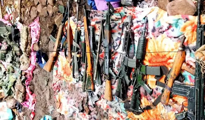 Armas de guerra y municiones