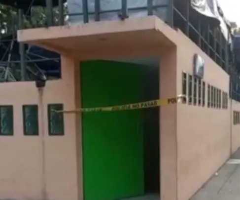 Ba&ntilde;os del parque Centenario