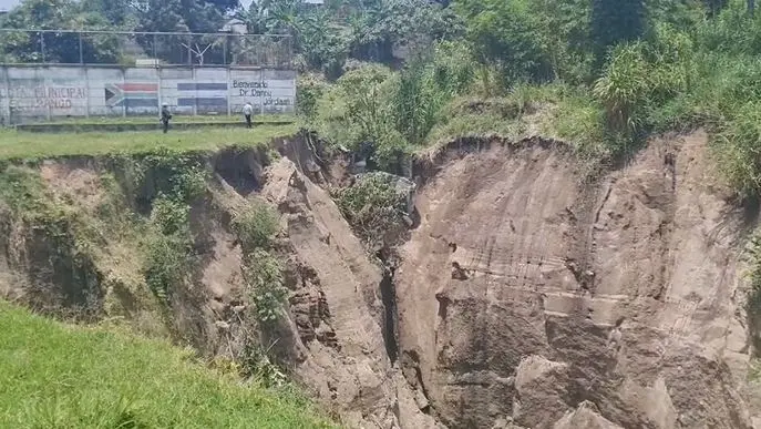 C&aacute;rcava en Centro Escolar Santa Eduviges