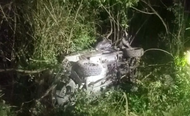 Vuelco de veh&iacute;culo en Chalatenango