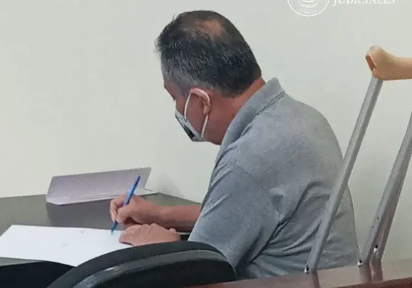 Deuda de m&aacute;s de $15,000