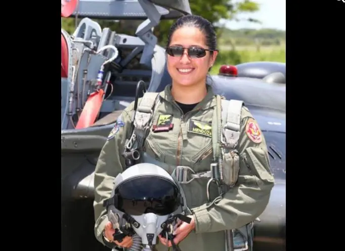 Mar&iacute;a Elena Quan