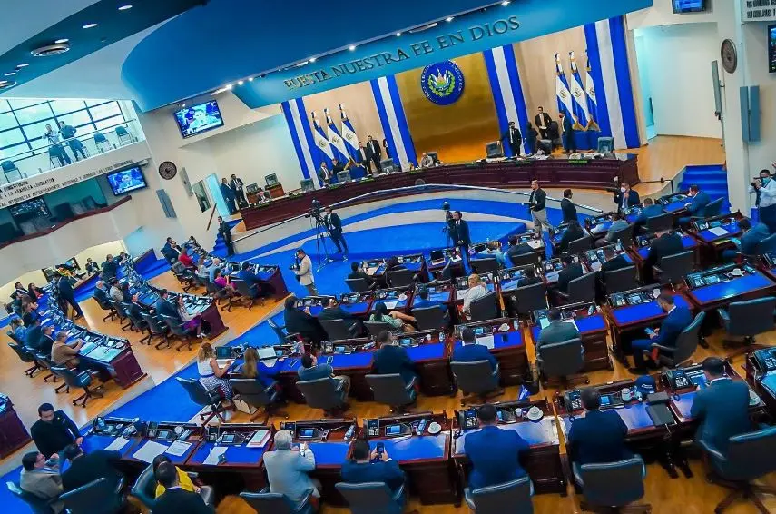 Asamblea con feminicidios