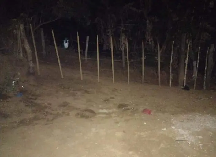 Mujer de blanco Usulut&aacute;n