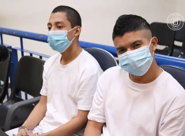 Les dan 30 a&ntilde;os