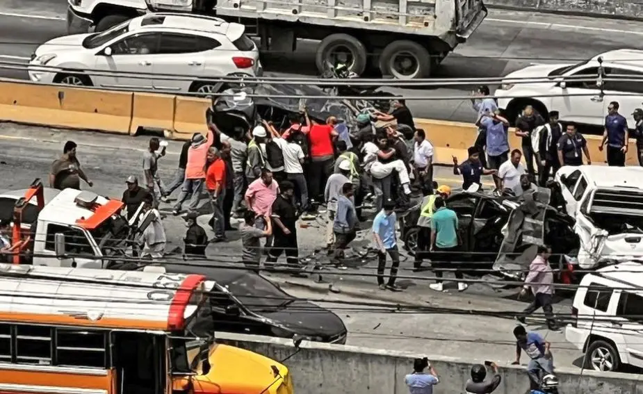 Fuerte accidente en Los Pr&oacute;ceres