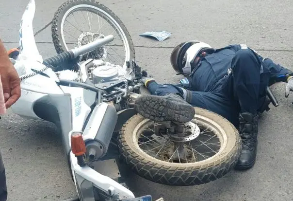 Polic&iacute;a atropellado en Santa Ana