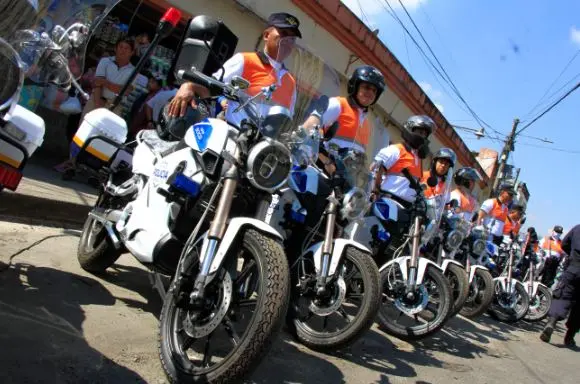 Motocicletas a polic&iacute;as