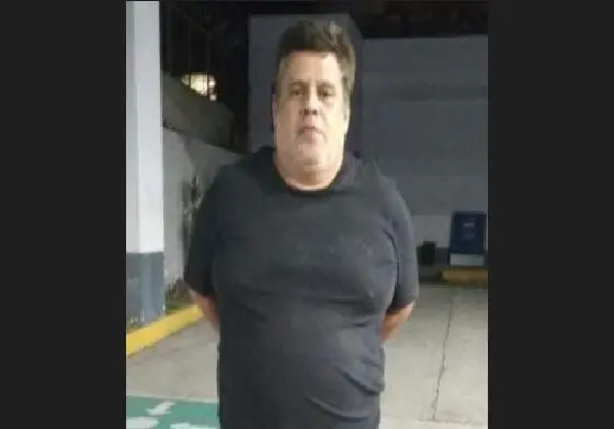 Ren&eacute; Alonso y Pura Vida Mami