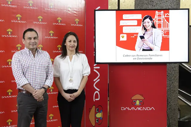 Ingeniero Jaime Gonz&aacute;lez, Director de Banca de Personas, durante la conferencia de prensa del Banco Davivienda para informar sobre las promociones por el env&iacute;o de Remesas Familiares en esta temporada navide&ntilde;a, el 4 de noviembre de 2022, en San Salvador, El Salvador.
Foto Banco Davivienda /Salvador Melendez