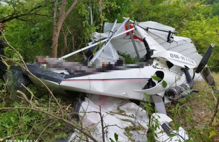 Avioneta en Rosario de Mora