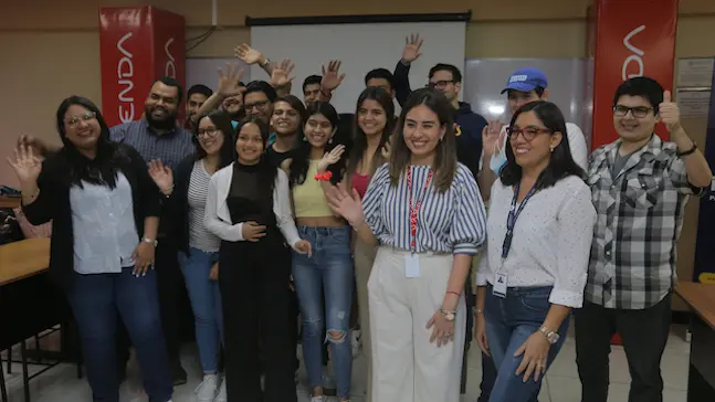 Reunion de los Ganadores del Espacio TEC Quinta Edici&oacute;n, patrocinado por Banco Davivienda, el 1 de Junio de 2023, en el Sal&oacute;n de Usos M&uacute;ltiples.
Foto Banco Davivienda/Salvador Melendez