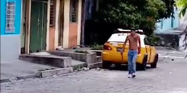 C&eacute;sar Montano detenido por amenazar con machete Soyapango