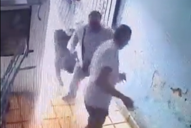 Asalto en venta de hielo hieler&iacute;a Santa Ana