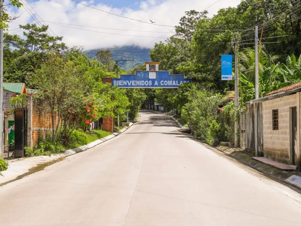 RECUPERAN CALLES COMALAPA-DOM