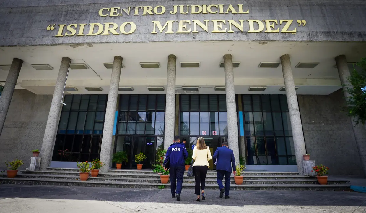 FGR Isidro Menéndez