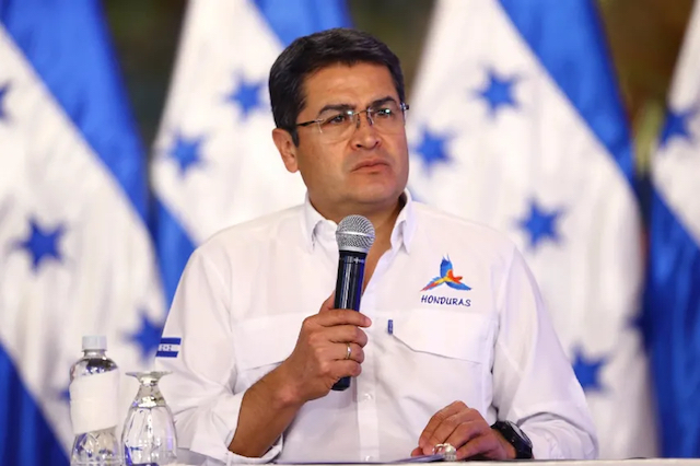 juan-orlando-hernandezjpeg copia