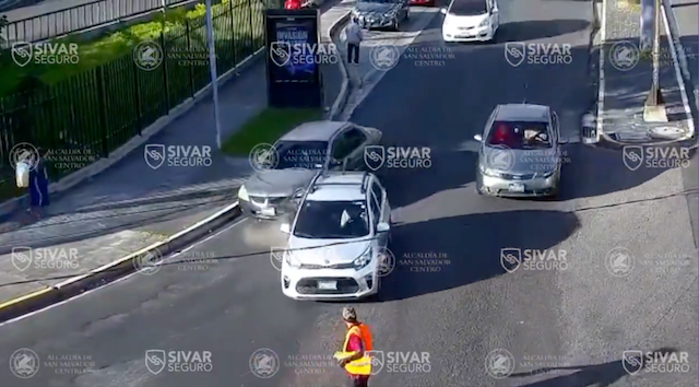 Choque vehículos Metrocentro 12-12-2024