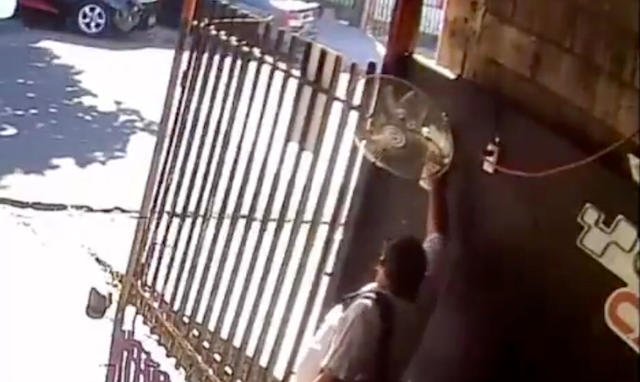 Omar Bladimir Burgos Berríos, 50 años de edad, hurto 2