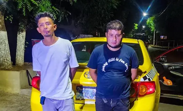 Henry Alexander Acevedo Bonilla y Víctor Manuel Díaz Calderón, robo de vehículo