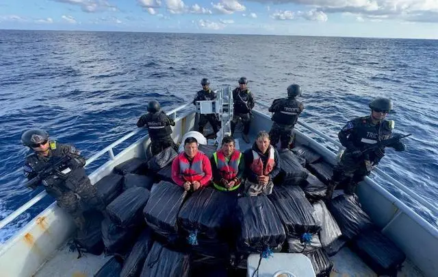 1.5 toneladas cocaína embarcación ecuatoriana, 11-03-2025