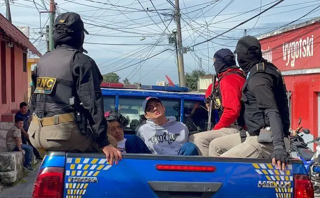 Dinora Magdalena Martínez Rodríguez y Madecadel Isaías García Chilín