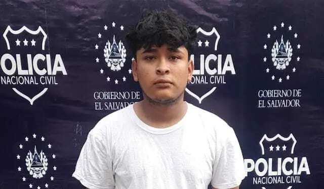 Rolando Alexander Cortez Rivas, robo