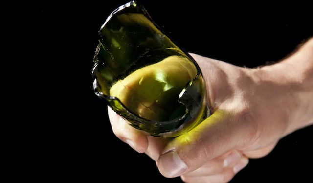 Envase vidrio quebrado violencia