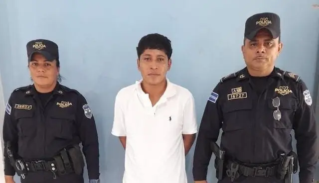 Josué David López Silva, 20 años de edad, lesiones y daños