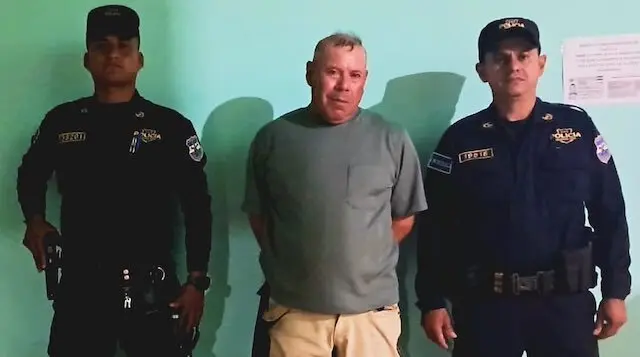 Guadalupe Cantarero, 60 años de edad, intento de homicidio, disparos con arma de fuego y daños