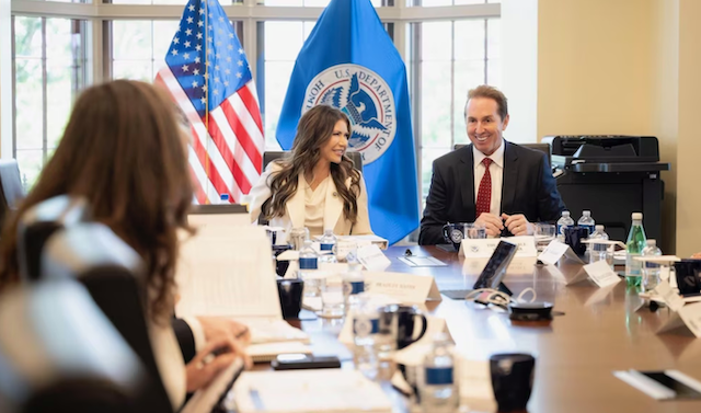 Troy Edgar, embajador de EUA en El Salvador