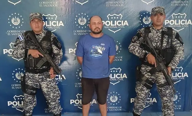 Levi Martín Cerritos Quinteros, 40 años de edad, homicidio simple